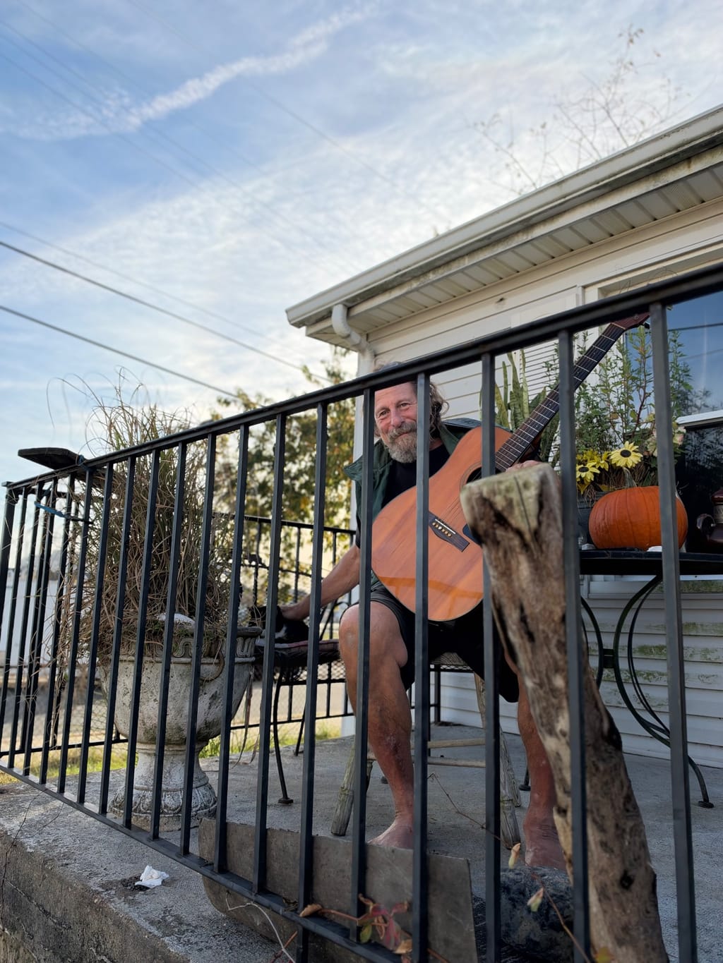 My new friend Paul, he told me all about his love for the natural beautify of Atlantic City, the places/things that no one else gets to appreciate:) Plus I got the back story on all of his cats…