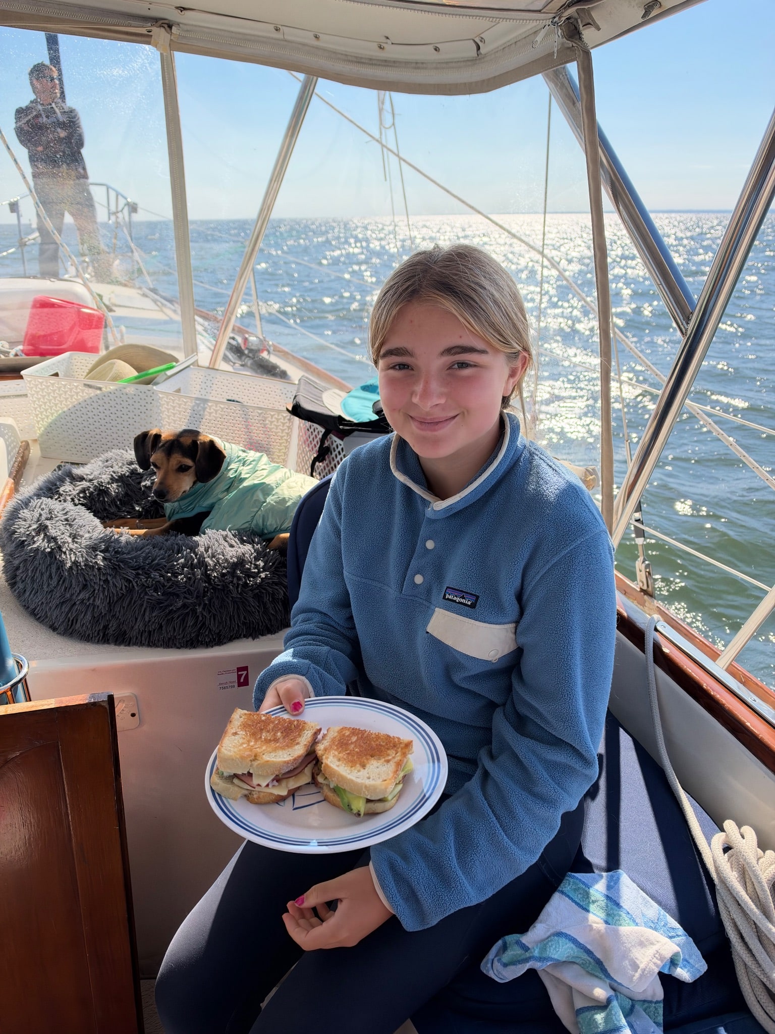 Lulu & her amazing lunch 